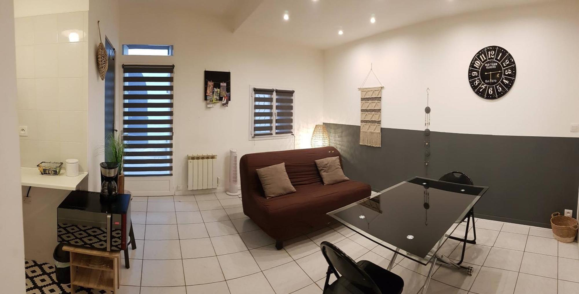Le Colonel, Studio Au Coeur Du Village En Rez-De-Chaussee D'Une Ancienne Maison Marseillan  Εξωτερικό φωτογραφία